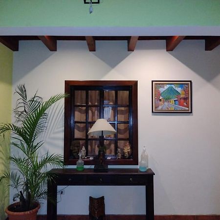 La Casita De Angie Hotel Antigua ภายนอก รูปภาพ