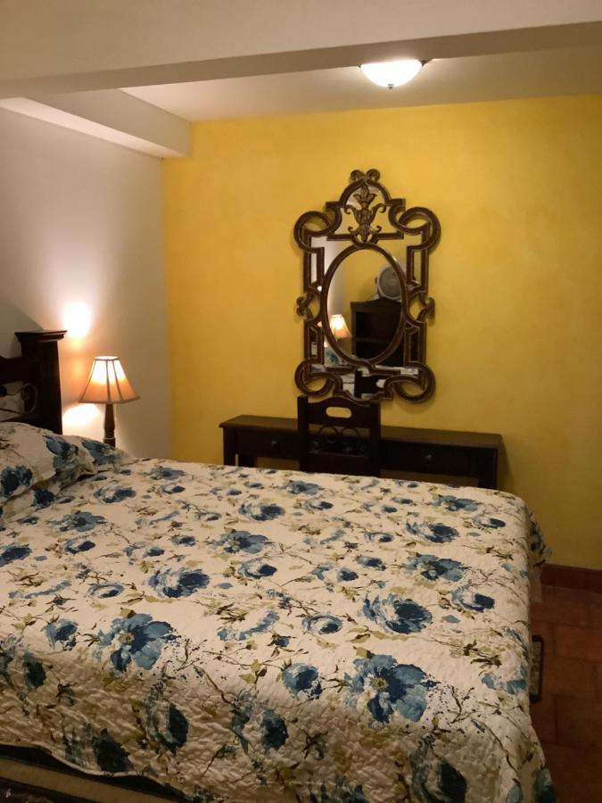 La Casita De Angie Hotel Antigua ภายนอก รูปภาพ